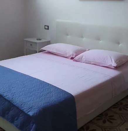 아파트 La Casa Del Pittore Anna House