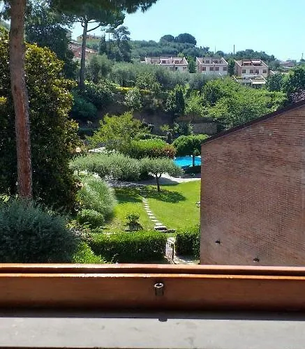 La Casa Del Pittore Anna House Apartman Lerici