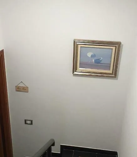 La Casa Del Pittore Anna House *