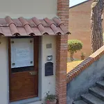 Apartman La Casa Del Pittore Anna House