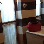 La Casa Del Pittore Anna House Apartman Lerici