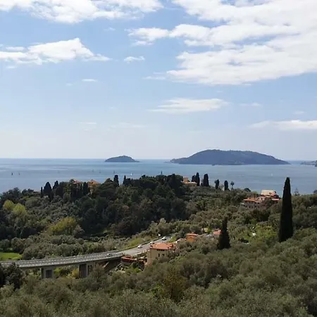 Apartment La Casa Del Pittore Anna House Lerici