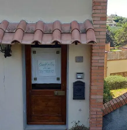 La Casa Del Pittore Anna House Apartment *